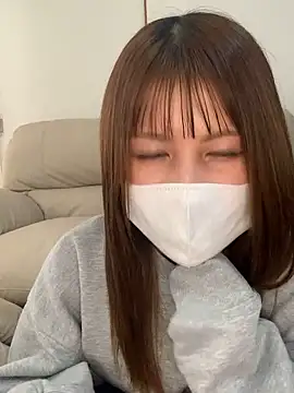 Snapshot of -Hikari-00- chatting on December 18, 2025, 1:11 am -Hikari-00- online show from December 18, 2025, 1:11 am