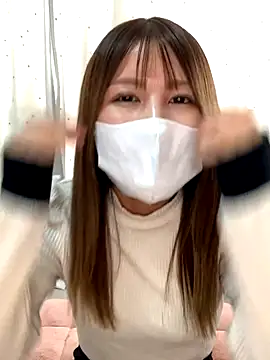 Snapshot of -Hikari-00- chatting on November 4, 2025, 1:09 am -Hikari-00- online show from November 4, 2025, 1:09 am