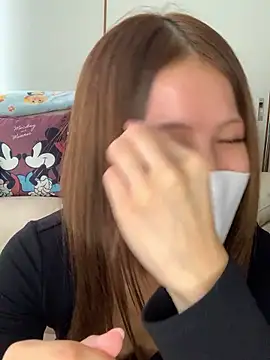 Snapshot of -Hikari-00- chatting on November 7, 2025, 4:39 am -Hikari-00- online show from November 7, 2025, 4:39 am