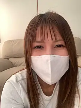 Snapshot of -Hikari-00- chatting on December 15, 2025, 1:11 am -Hikari-00- online show from December 15, 2025, 1:11 am