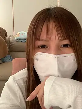 Snapshot of -Hikari-00- chatting on December 5, 2025, 4:22 am -Hikari-00- online show from December 5, 2025, 4:22 am