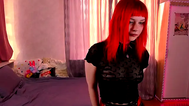 Snapshot of Margot_Berry chatting on September 16, 2025, 2:07 pm Margot Berry online show from September 16, 2025, 2:07 pm