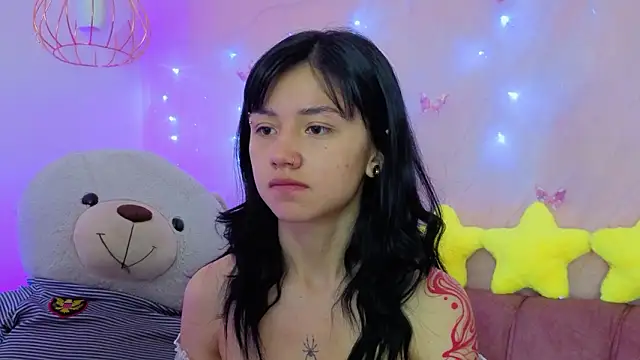 Snapshot of april_bennett chatting on January 15, 2026, 12:52 pm april bennett online show from January 15, 2026, 12:52 pm