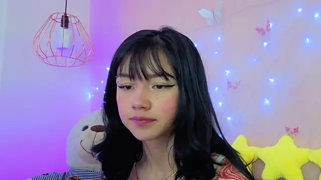 Snapshot of april_bennett chatting on January 14, 2026, 12:53 pm april bennett online show from January 14, 2026, 12:53 pm