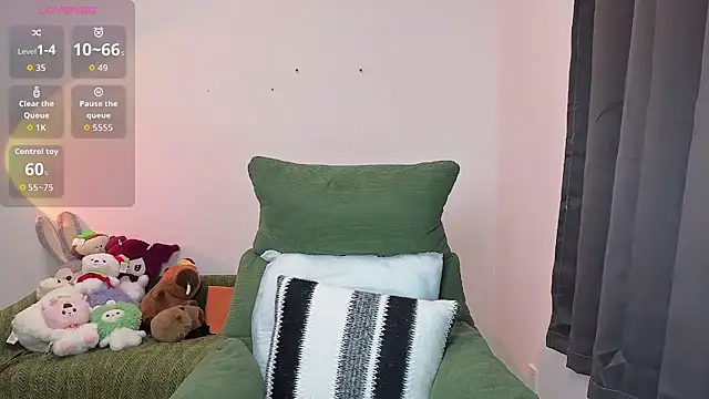 Snapshot of Boa0105 chatting on October 22, 2025, 6:46 am Boa0105 online show from October 22, 2025, 6:46 am