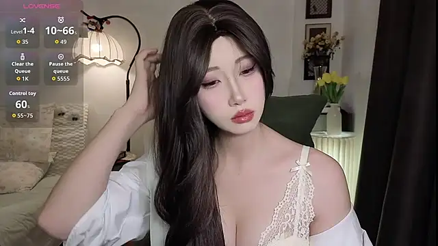 Snapshot of Boa0105 chatting on December 5, 2025, 6:12 am Boa0105 online show from December 5, 2025, 6:12 am