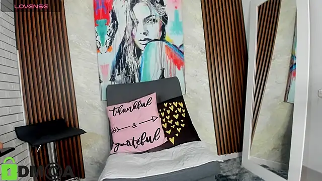 Snapshot of Caroline_daring chatting on November 12, 2025, 2:10 pm Caroline daring online show from November 12, 2025, 2:10 pm