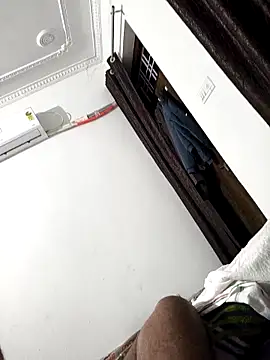 Snapshot of Chanderi19 chatting on March 4, 2026, 2:14 pm Chanderi19 online show from March 4, 2026, 2:14 pm