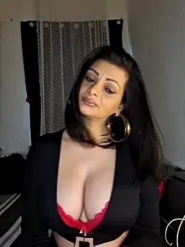 Snapshot of Pillango1212 chatting on January 9, 2026, 2:24 pm Pillango1212 online show from January 9, 2026, 2:24 pm