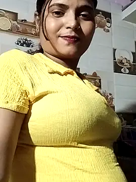 Snapshot of Hot-Pooja25 chatting on April 26, 2026, 2:14 pm Hot-Pooja25 online show from April 26, 2026, 2:14 pm