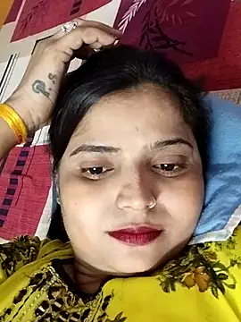 Snapshot of Hot-Pooja25 chatting on April 30, 2026, 3:19 pm Hot-Pooja25 online show from April 30, 2026, 3:19 pm