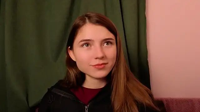 Snapshot of KeikoWideman chatting on October 5, 2025, 7:59 pm KeikoWideman online show from October 5, 2025, 7:59 pm