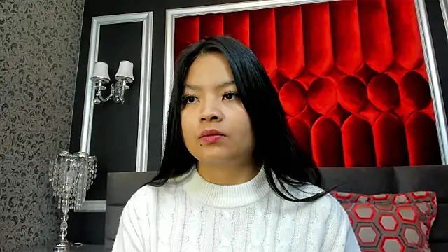 SharonBonet online show from November 14, 2025, 1:48 pm