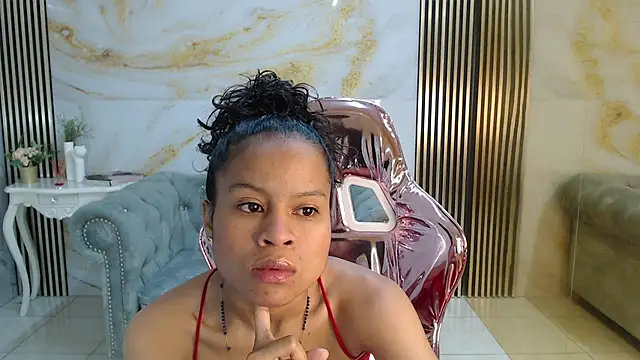 Snapshot of catalina5_s chatting on January 9, 2026, 1:18 pm catalina5 s online show from January 9, 2026, 1:18 pm