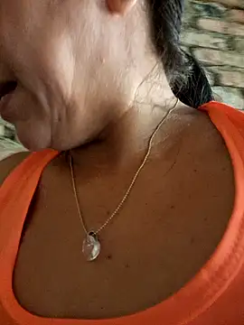 Lucerito-Hot online show from October 3, 2025, 12:28 pm