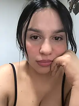 Daniela-rosee online show from March 25, 2026, 4:01 am