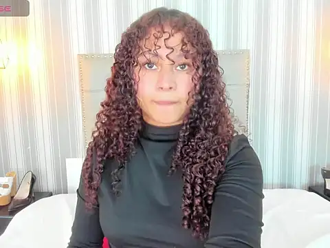 Snapshot of Sofiapassionne chatting on February 8, 2026, 2:59 pm Sofiapassionne online show from February 8, 2026, 2:59 pm