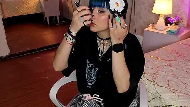 RobinBennett online show from September 26, 2025, 1:07 pm