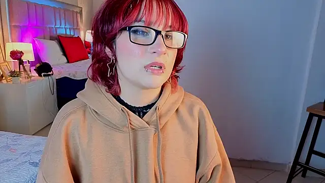 RobinBennett online show from April 5, 2026, 8:48 pm