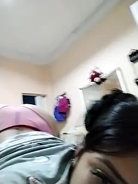 merylinbebe online show from October 7, 2025, 10:55 pm