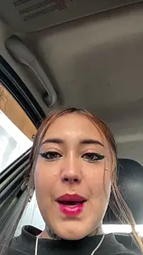 Snapshot of SofiaBermudez chatting on December 1, 2025, 9:26 pm SofiaBermudez online show from December 1, 2025, 9:26 pm