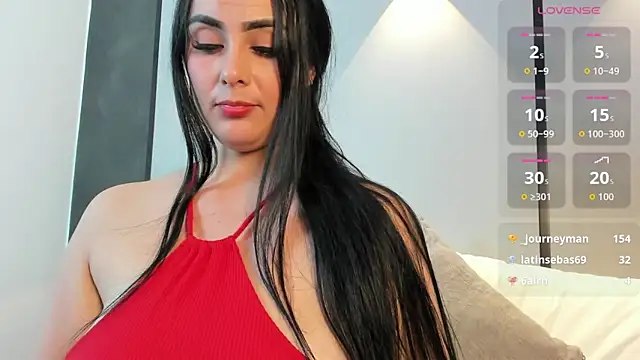 Snapshot of ashly_moonn chatting on April 29, 2026, 5:30 pm ashly moonn online show from April 29, 2026, 5:30 pm