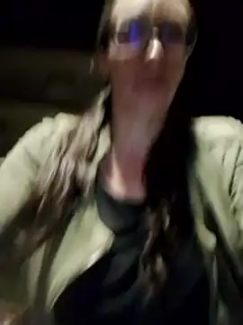 Astrid3 online show from May 12, 2026, 10:49 pm