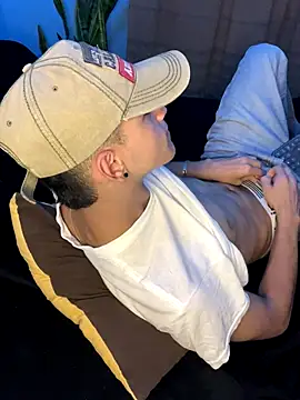 Boyxcock7 online show from September 19, 2025, 4:05 am