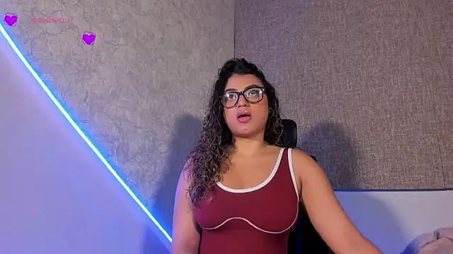 Salomeferreira  online show from October 29, 2025, 4:39 pm