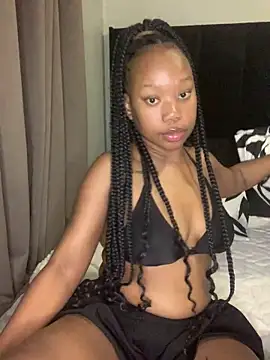 scrumptiousbaby online show from November 7, 2025, 5:39 pm