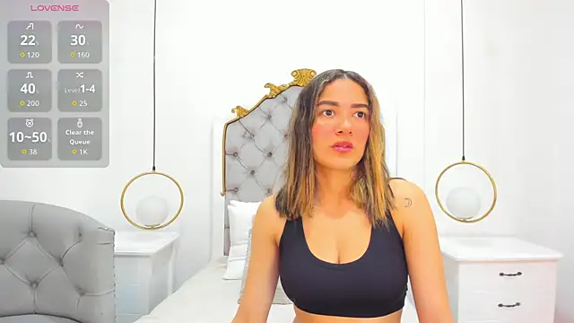 Skylerwhite02 online show from March 16, 2026, 3:25 am