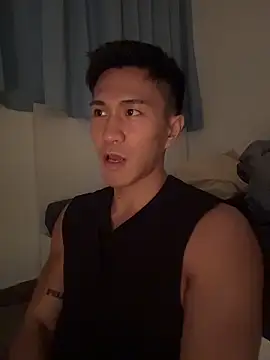 gooodboiii online show from November 10, 2025, 1:38 pm