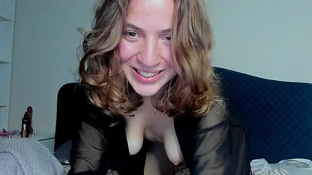 lost moon online show from October 1, 2025, 6:01 pm