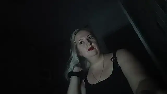 Feyrinn online show from June 24, 2026, 6:39 pm