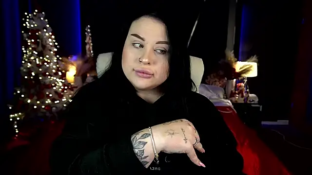 Snapshot of SerahMirabeli chatting on January 11, 2026, 8:05 pm SerahMirabeli online show from January 11, 2026, 8:05 pm