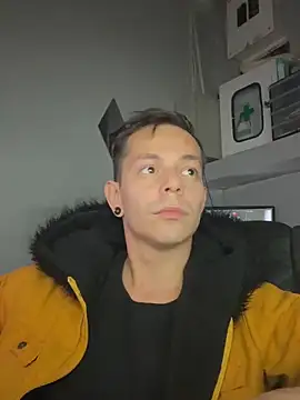 Snapshot of dimitryivanovv chatting on October 9, 2025, 7:20 am dimitryivanovv online show from October 9, 2025, 7:20 am