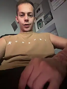 Snapshot of dimitryivanovv chatting on October 6, 2025, 8:37 am dimitryivanovv online show from October 6, 2025, 8:37 am