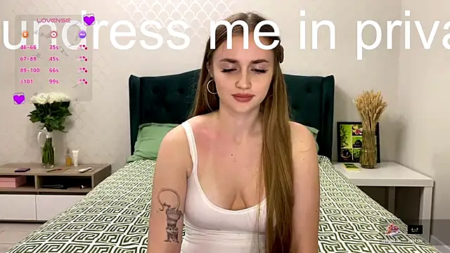 Snapshot of Jessica1West chatting on November 1, 2025, 3:50 pm Jessica1West online show from November 1, 2025, 3:50 pm