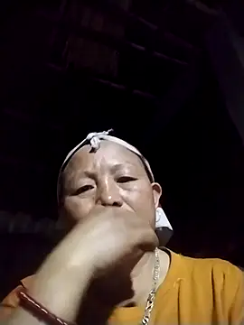 Samdim23 online show from November 4, 2025, 12:31 pm