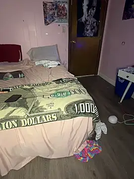 Snapshot of shortywidaphatty chatting on December 21, 2025, 1:46 pm shortywidaphatty online show from December 21, 2025, 1:46 pm