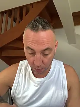 Snapshot of Marronglace1 chatting on November 5, 2025, 8:06 am Marronglace1 online show from November 5, 2025, 8:06 am