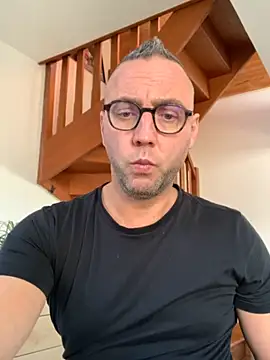 Snapshot of Marronglace1 chatting on November 4, 2025, 10:19 am Marronglace1 online show from November 4, 2025, 10:19 am