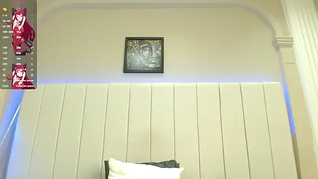 Snapshot of kendra_lux1 chatting on December 22, 2025, 12:49 pm kendra lux1 online show from December 22, 2025, 12:49 pm