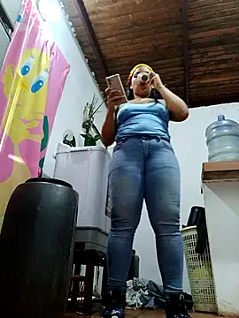 girlpee online show from November 11, 2025, 1:39 pm