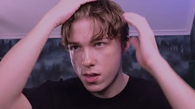 Snapshot of MarkShot_ chatting on November 23, 2025, 5:56 pm MarkShot online show from November 23, 2025, 5:56 pm