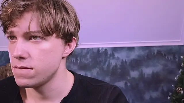 Snapshot of MarkShot_ chatting on December 4, 2025, 5:23 pm MarkShot online show from December 4, 2025, 5:23 pm