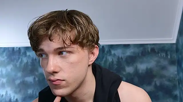 Snapshot of MarkShot_ chatting on November 10, 2025, 5:51 pm MarkShot online show from November 10, 2025, 5:51 pm