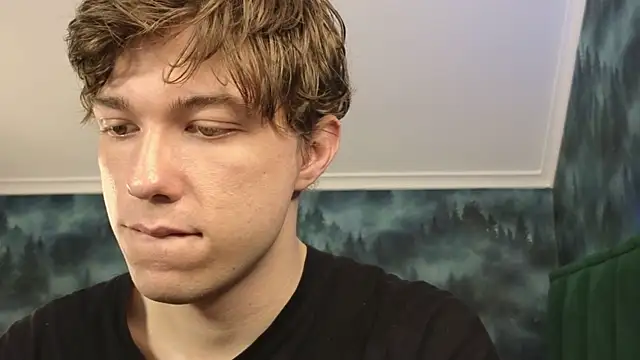 Snapshot of MarkShot_ chatting on November 21, 2025, 6:40 pm MarkShot online show from November 21, 2025, 6:40 pm