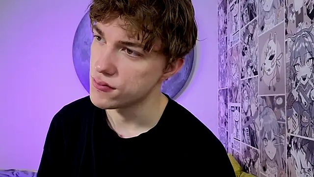 Snapshot of MarkShot_ chatting on October 19, 2025, 3:26 pm MarkShot online show from October 19, 2025, 3:26 pm