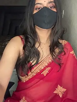 Snapshot of Tanya-mittal chatting on October 29, 2025, 7:35 pm Tanya-mittal online show from October 29, 2025, 7:35 pm